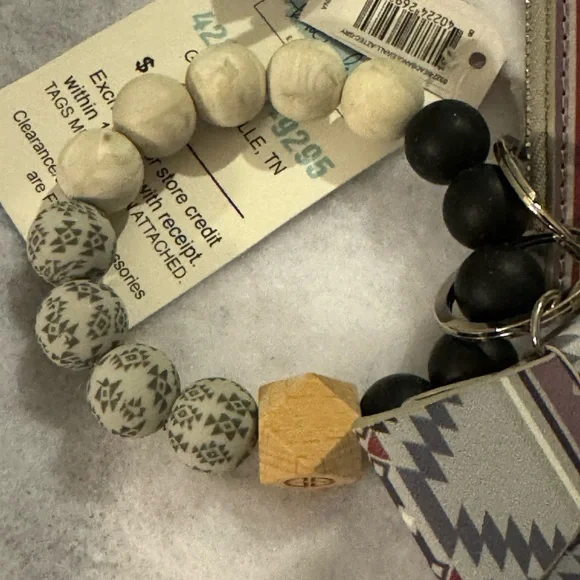 Simply Southern Aztec Pattern Key Holder Set - Gray and Pink NWT - Picture 4 of 5